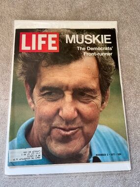 LIFE Magazine Vintage November 5 1971 Edmund Muskie Cover Lark Cigarettes Ad